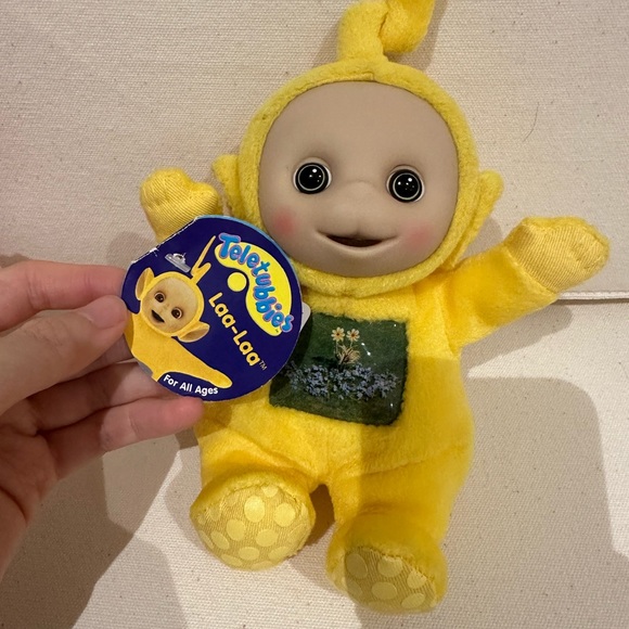 Teletubbies Stuffed Animals Plush Set of Two - Picture 4 of 6